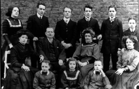 Brown Family circa 1905